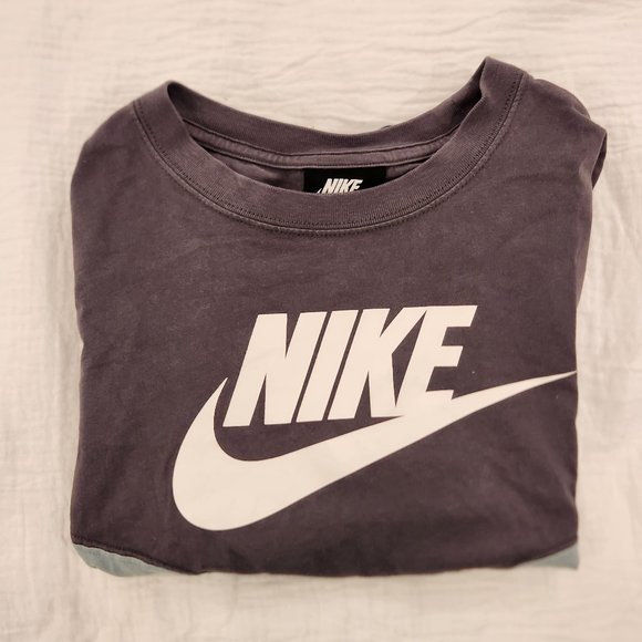 Nike Contrast Long-Sleeved T-Shirt - Picture 3 of 4